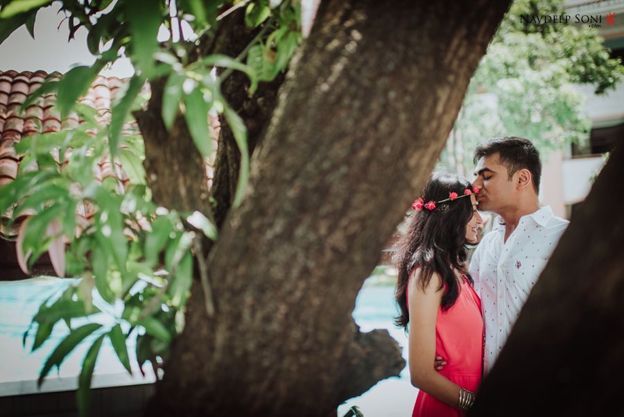 Pre-Wedding Shoot At Radisson Blu Alibaug