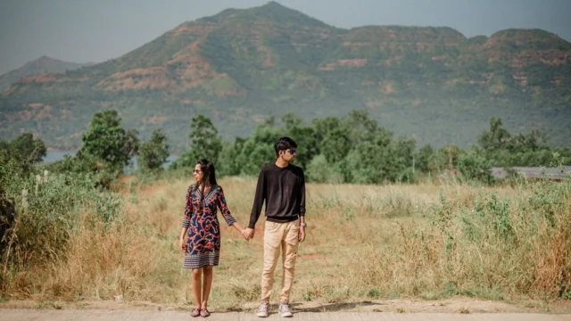 Some pre-wedding shoots are about following the latest trends or creating memories that will make you go down memory lane whenever you see them.#preweddingshoot #pune #prewedding